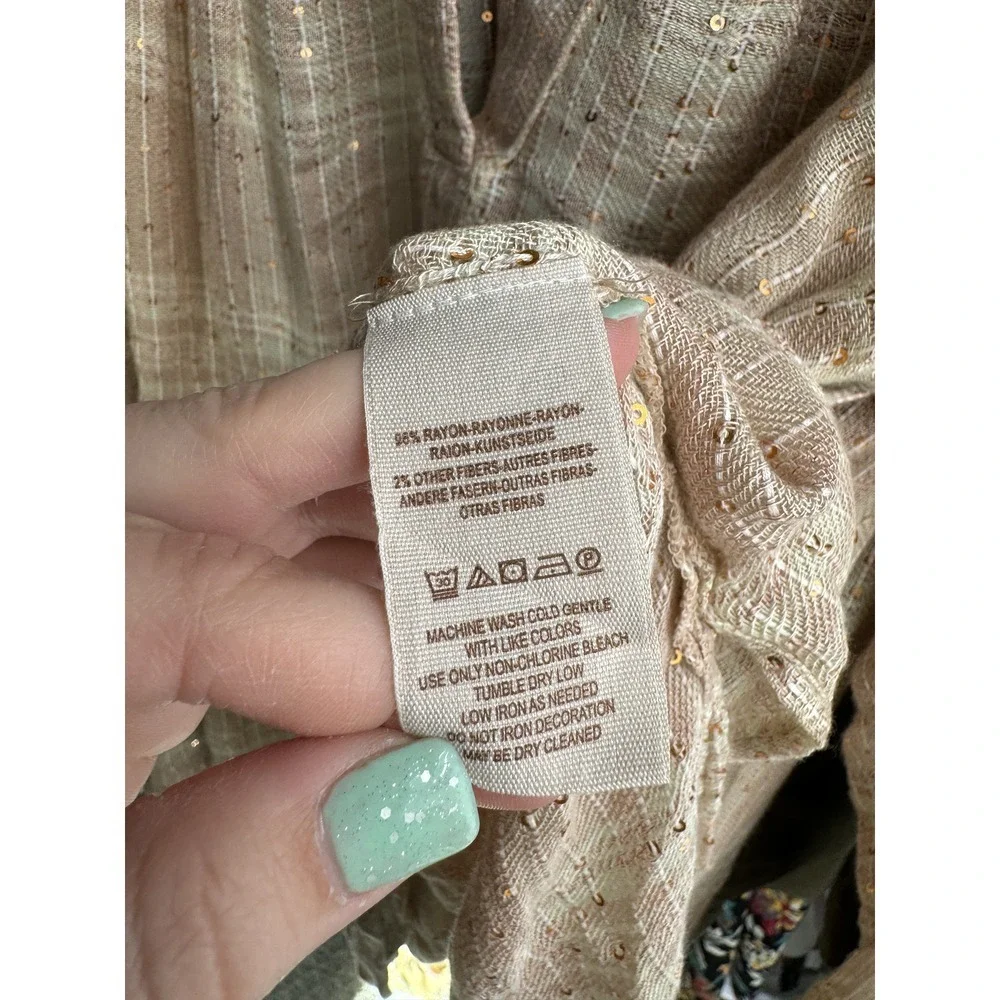 Free People Women's Beige Fearless Love Bell Sleeve Shirt Size Small NEW